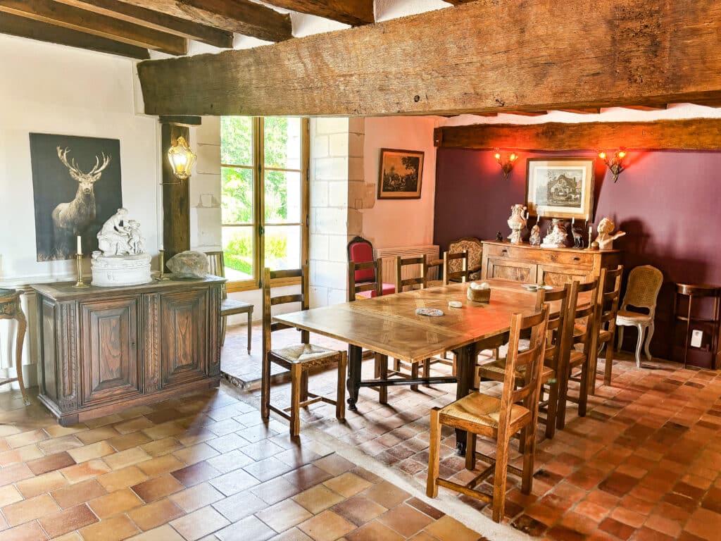Si vous êtes à la recherche d’un voyage gourmand, voici quelques sélections des meilleurs restaurants de Montrésor qui sauront satisfaire toutes vos envies culinaires.